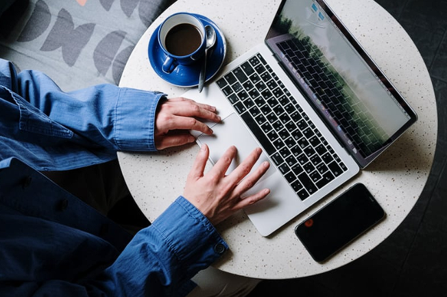 How to Protect Your Personal Data on Public Wi-Fi